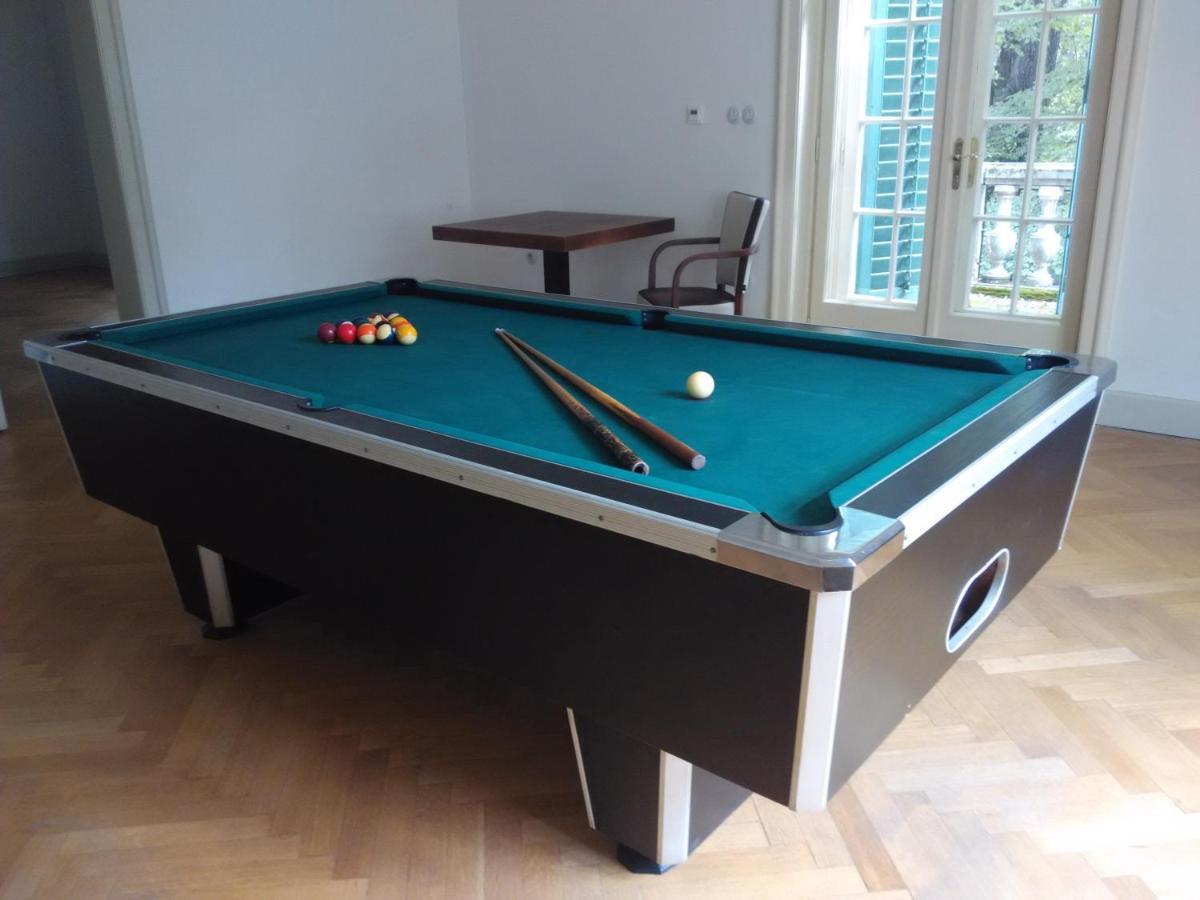 Villa Cafe Krnov Buitenkant foto